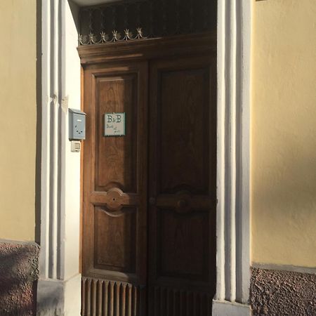 Apartamento Fronte Al Porto Salerno Exterior foto