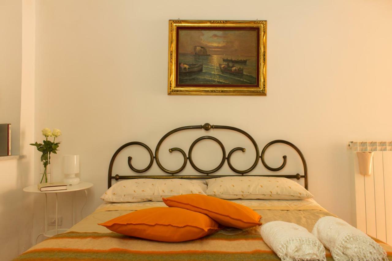 Apartamento Fronte Al Porto Salerno Exterior foto