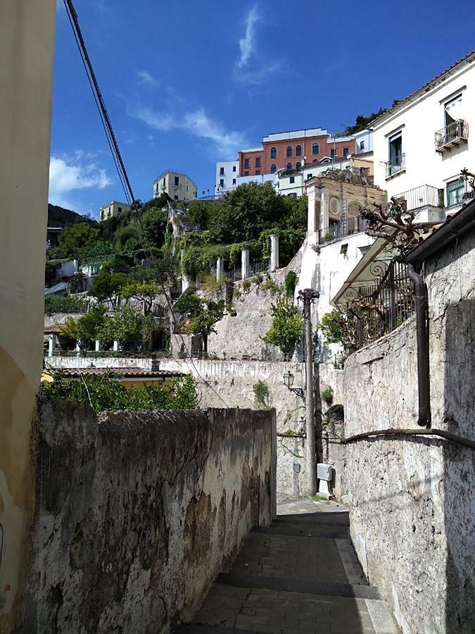 Apartamento Fronte Al Porto Salerno Exterior foto
