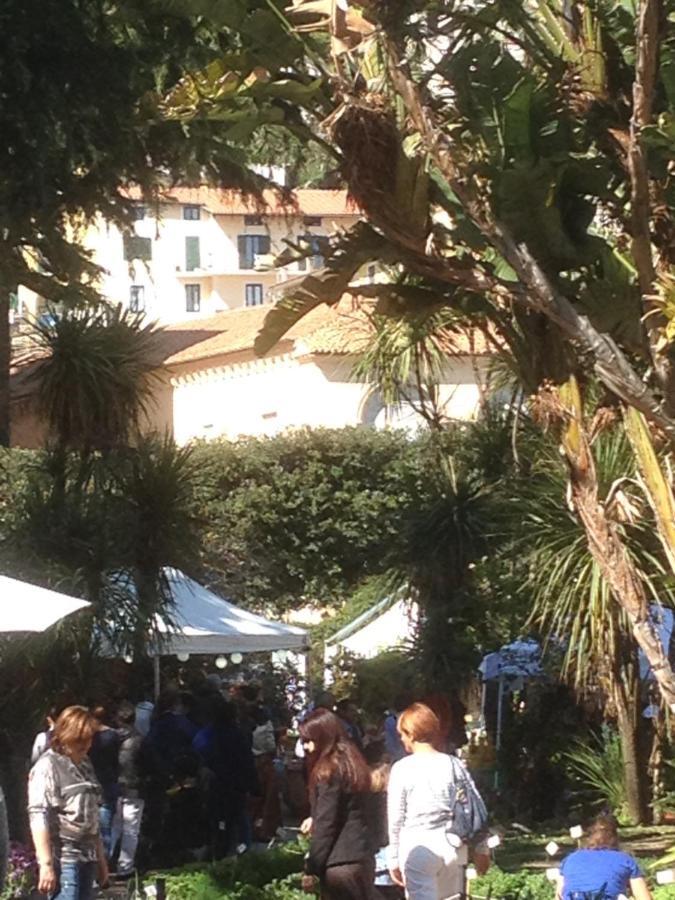 Apartamento Fronte Al Porto Salerno Exterior foto