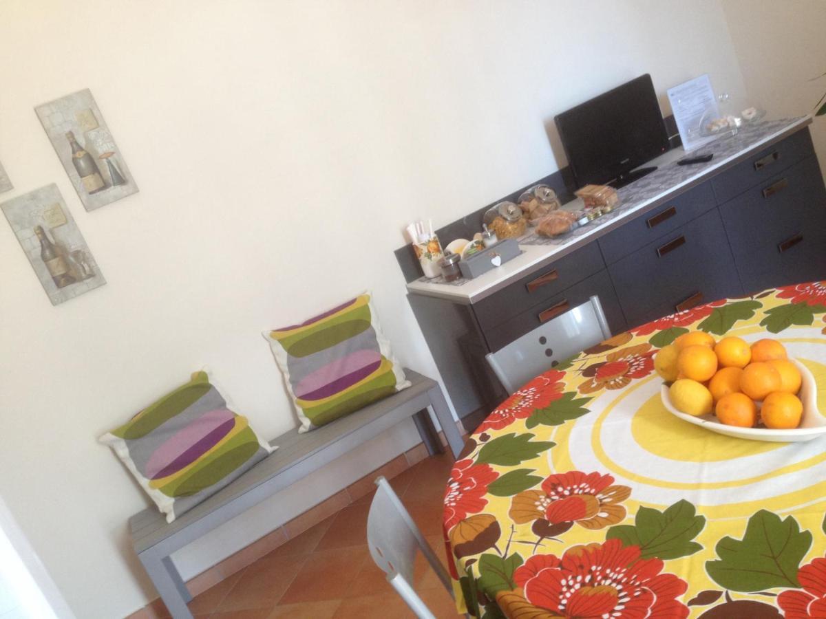 Apartamento Fronte Al Porto Salerno Exterior foto